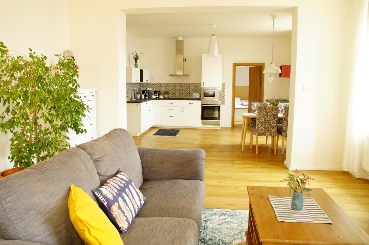 Apartmany U Komina Терезин Экстерьер фото
